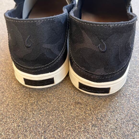 OluKai Pehuea Pa'I Camo Sneaker Women 11 Black On Black Convertible Lava Rock - Picture 3 of 10